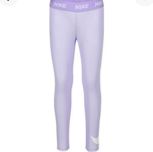 🆕️ Nike Leggings